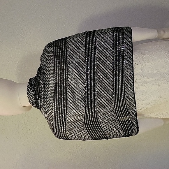 Vtg KENSIE Black Metallic Silver Disco Fringe Holiday Wrap Shawl - Picture 7 of 7